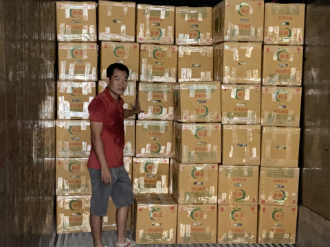 Đóng thùng sầu riêng chuẩn bị xuất đi